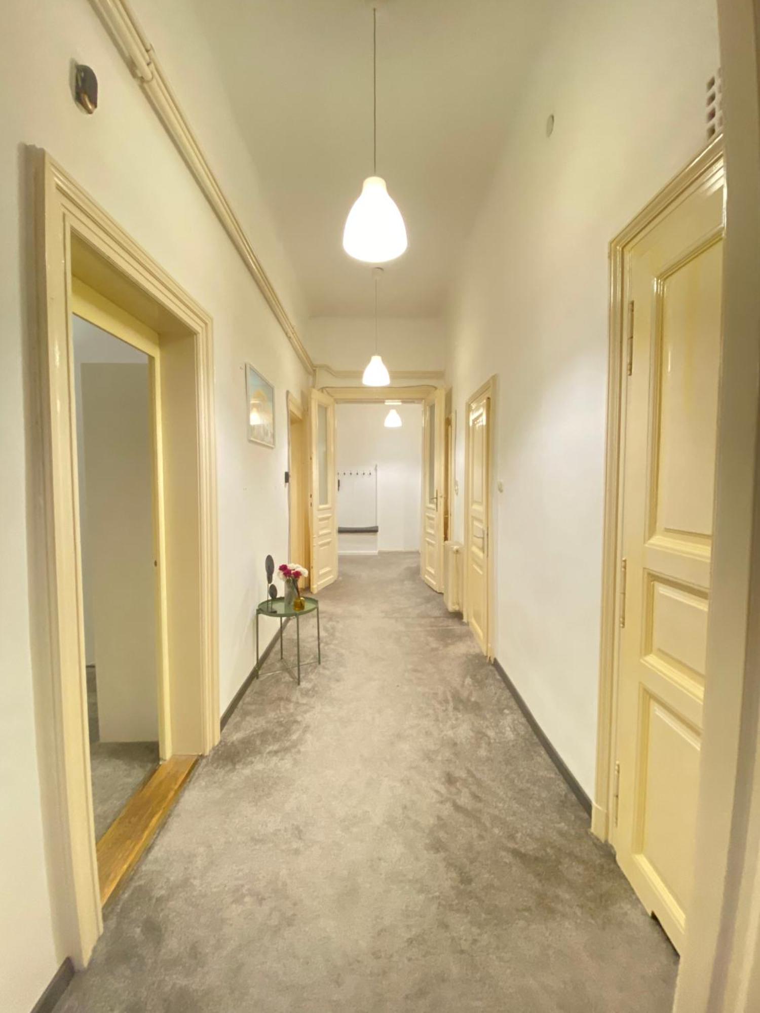 Sziv Apartment - Modern And Comfortable بودابست المظهر الخارجي الصورة